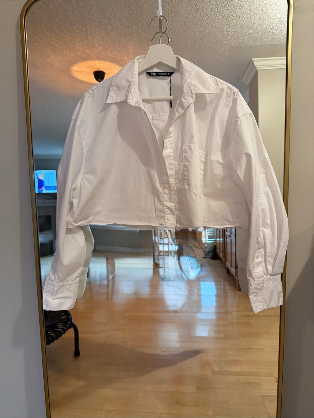 Zara White Cropped Button-Down Shirt - Lightweight Cotton
